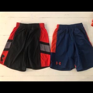 Lot of three under armour and Nike M shorts